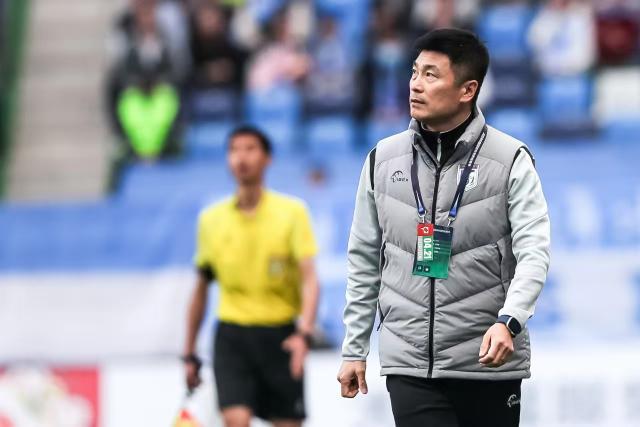 专访英博主帅李国旭：“大连将成为一支伟大的球队”